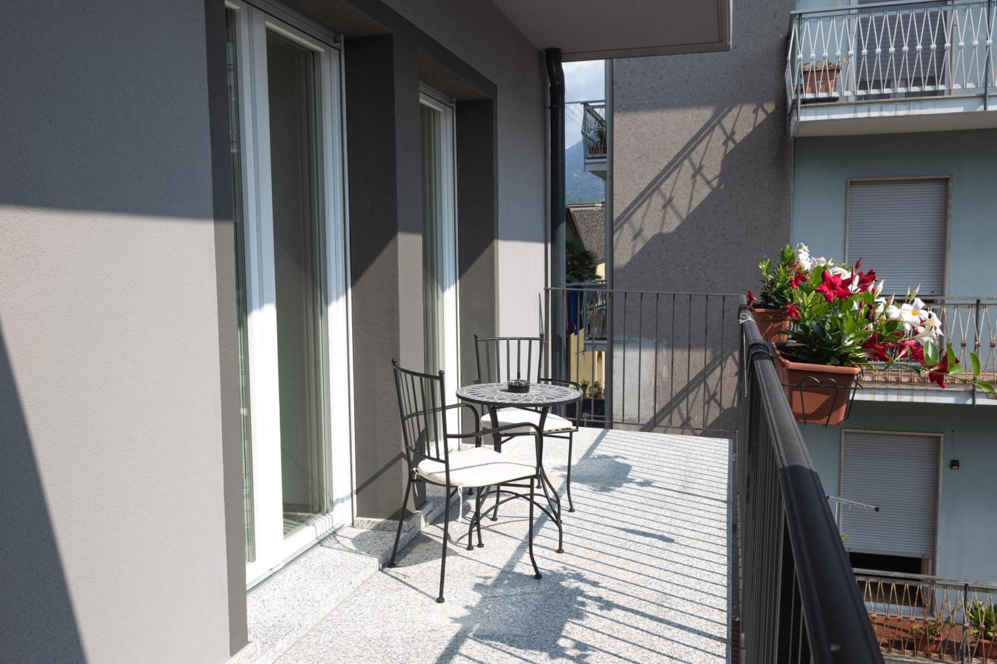 Residenza Elsa Hotel Domodossola Kültér fotó